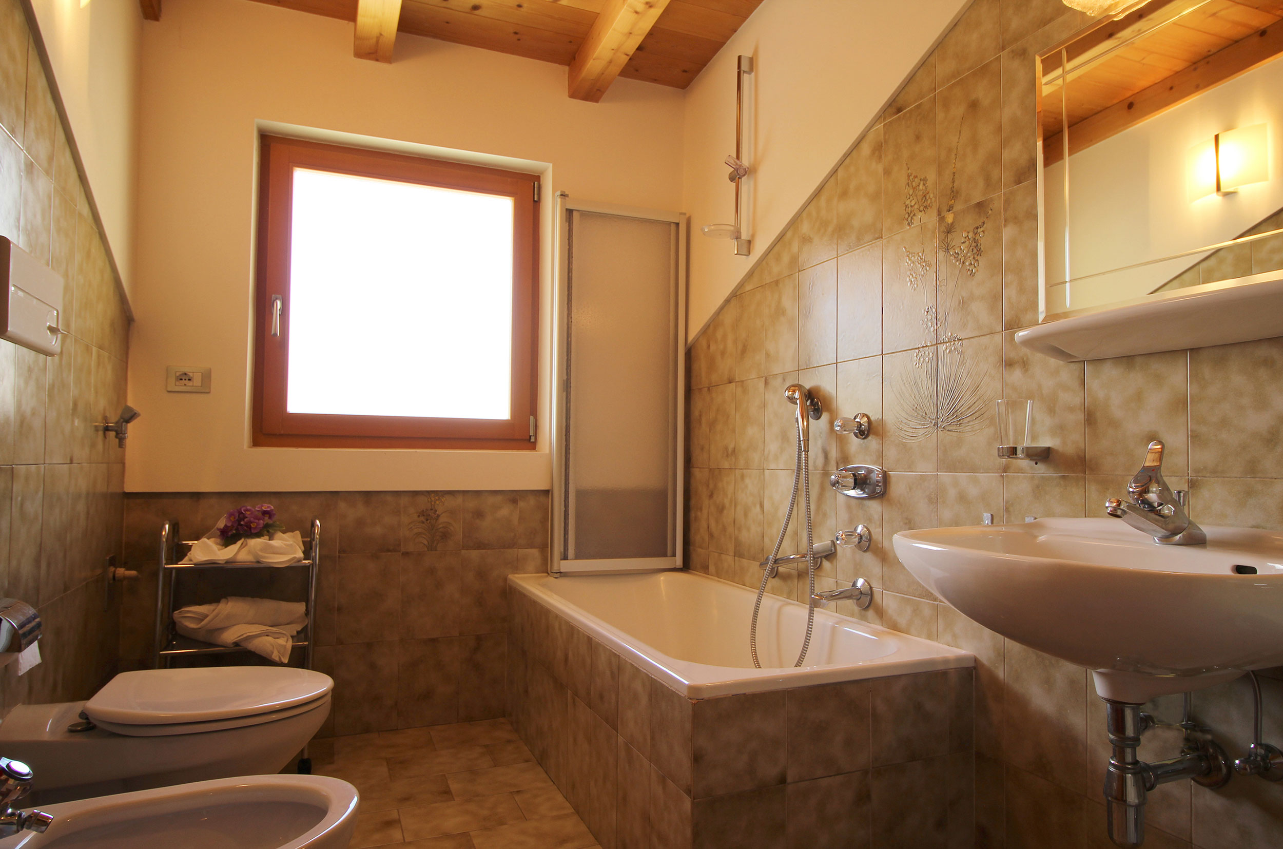 Bathroom Cuca Granit Ortisei
